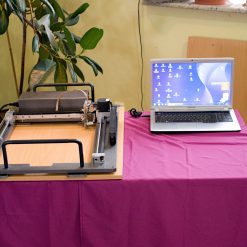 Mobilný gravírovací CNC stroj na granit