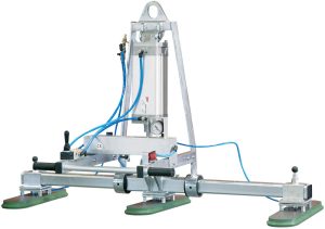 Vakuový nosič T900/450 SV. Pre rýchle zdvíhanie a spúšťanie desiek a ich preklápanie. Zákazník: Kamenárstvo Klieštik, s.r.o.