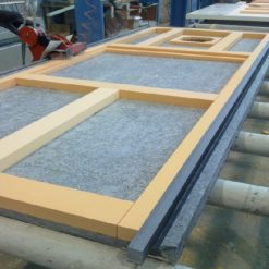 Základová pena pod kamenné platne